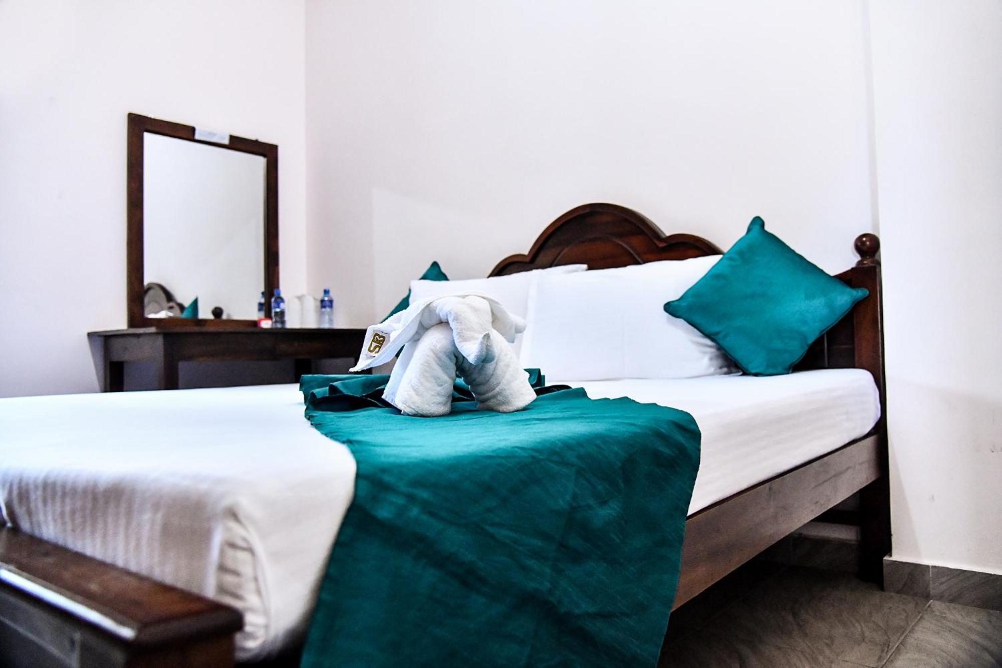 Sri Krishna Bhavan Hotel Hatton Habitación foto