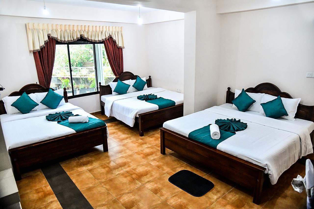 Sri Krishna Bhavan Hotel Hatton Exterior foto